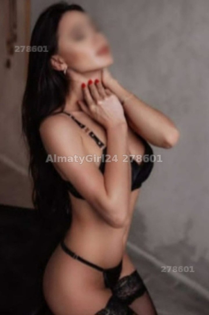 Алина Анал